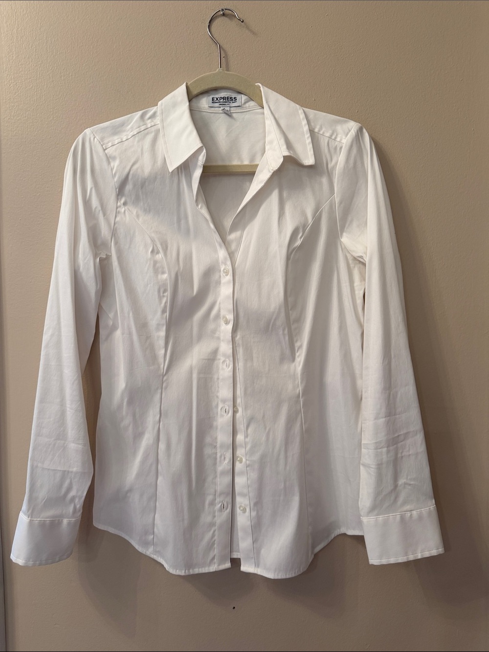 Express White Long-Sleeve Women's Button-Down Shirt